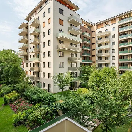 Russet Apartment *