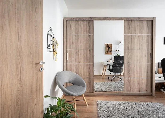 Russet بودابست